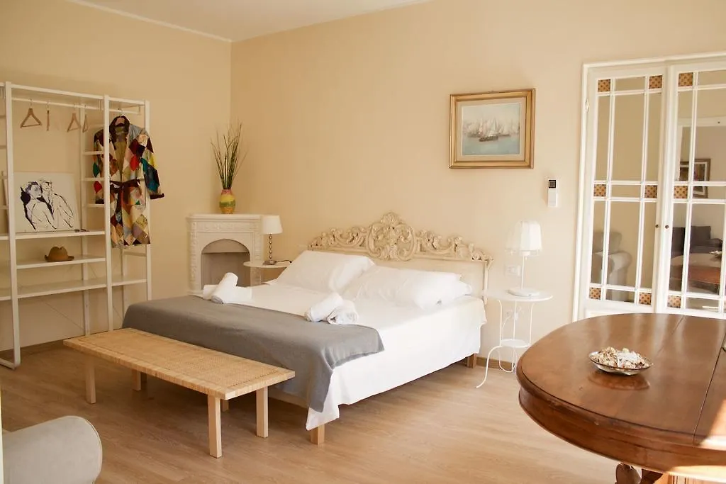 Acacia Firenze Apartments Artemisia-Angelica 0*, Florence Italie